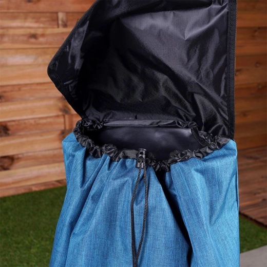Spacious bag with drawstring and flap