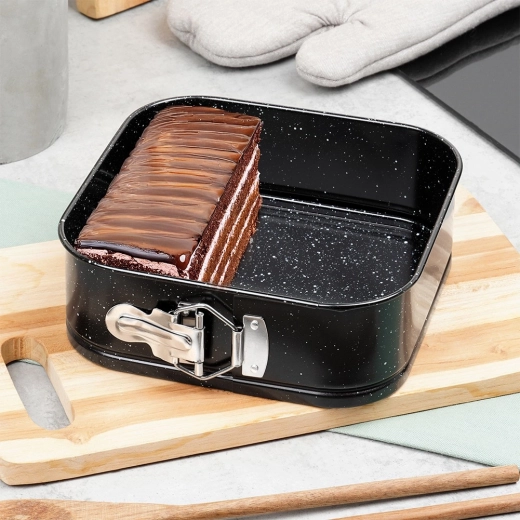 Nelipni granito danga