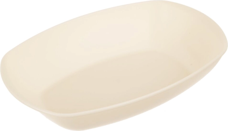 Practical oval shape for serving