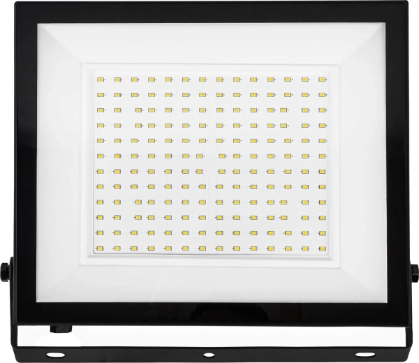Wide 120° beam for even coverage