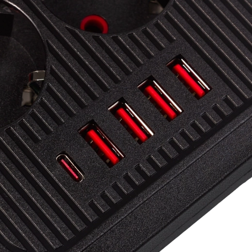 USB‑A and USB‑C for fast charging