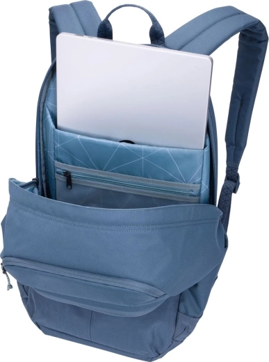 Secure laptop compartment for laptops up to 15.6"
