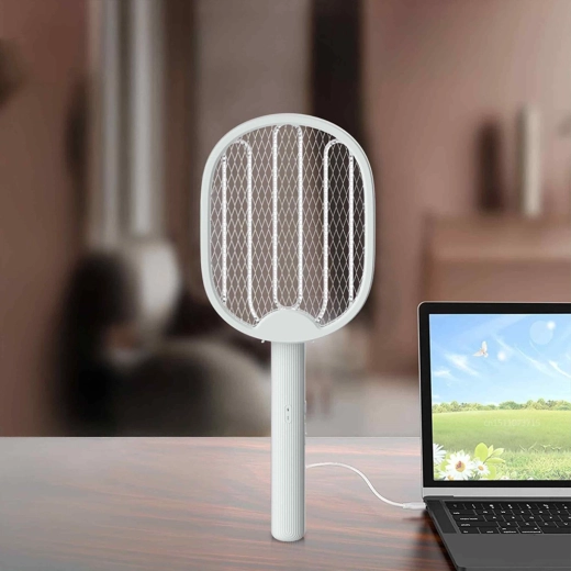 Įkrovimas per USB ir įmontuotas akumuliatorius