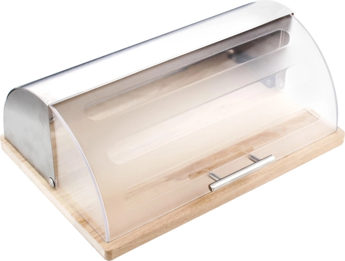 Spacious size for everyday baked goods