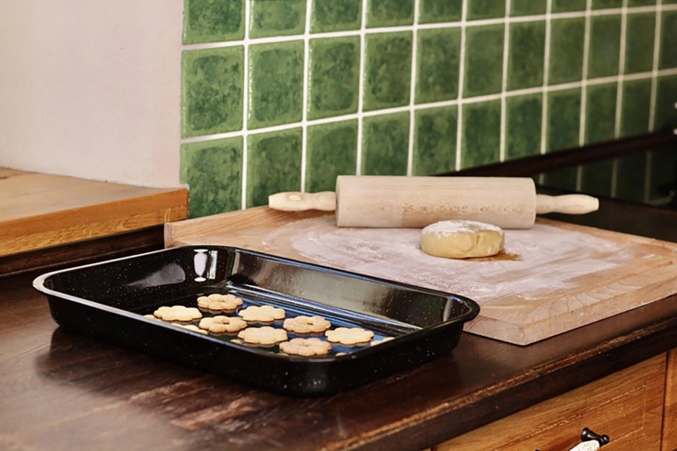 Even baking and easy maintenance