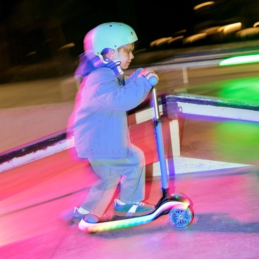 LED lighting and RGB wheels for better visibility