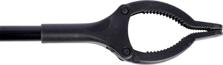 Secure grip thanks to serrated jaws