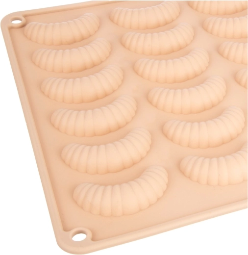 Non-stick and flexible silicone