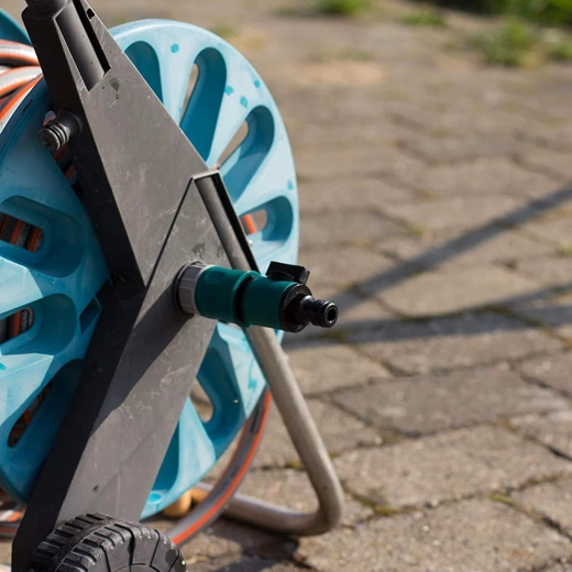 Quick Connector for Garden Hose with Shut-Off Valve