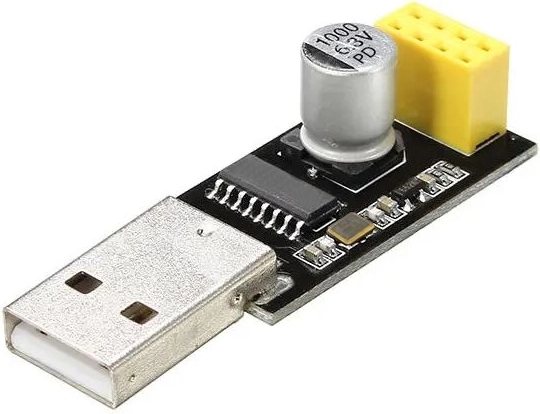 Stabilus maitinimas dėl 1000 µF kondensatoriaus