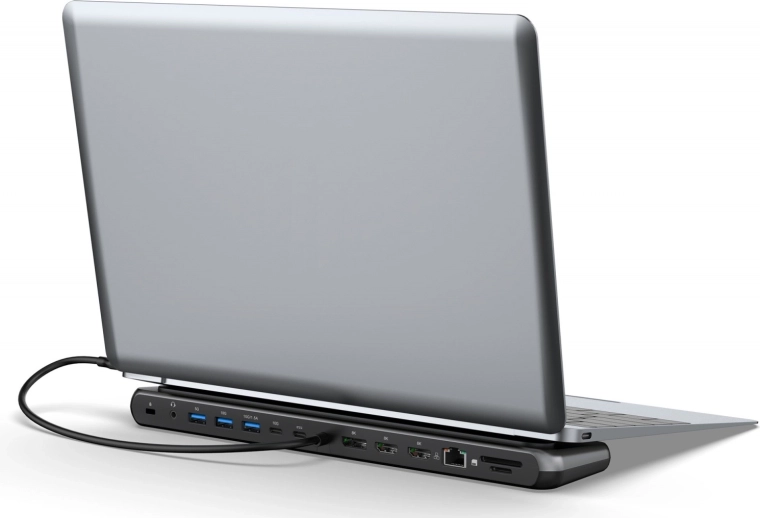 Up to 3 monitors with ultra‑sharp picture