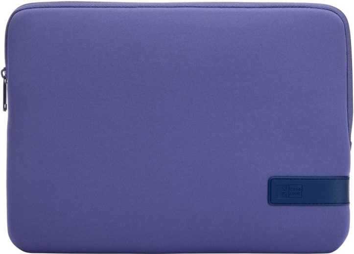 Asymmetrical zipper for quick access