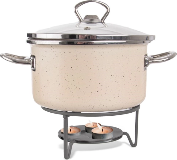 Idealu patiekiant prie stalo