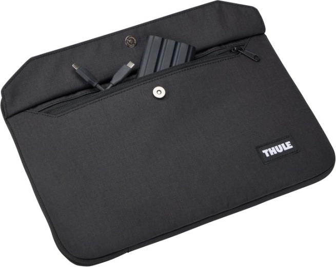 Front pocket for accessories