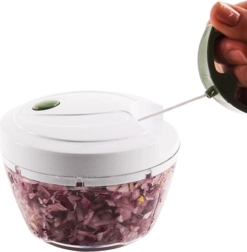 Traukiamasis mechanizmas greitam smulkinimui be laidų