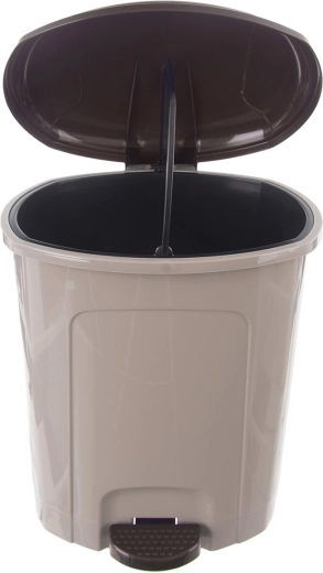 Closeable lid for less odor and a cleaner look