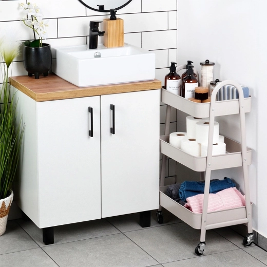 Patvari metalinė konstrukcija elegantiškos smėlio spalvos