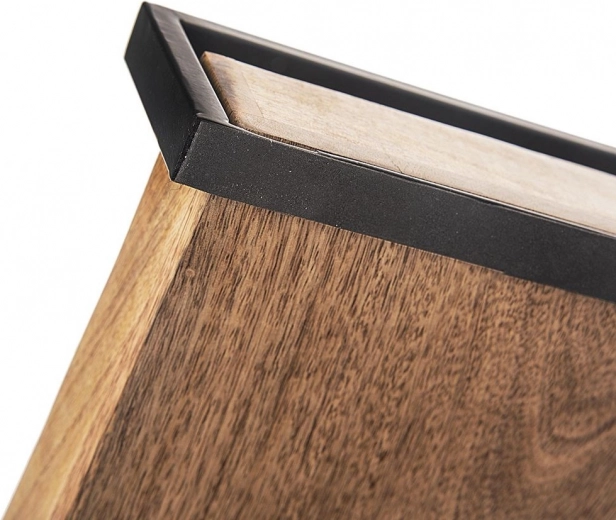 Raised edges and surface protection