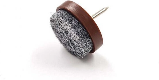 Veltinio padukai su vinuku grindų apsaugai 20 mm, rudi (8 vnt.)