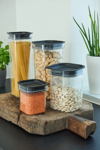 Smart stacking and space saving
