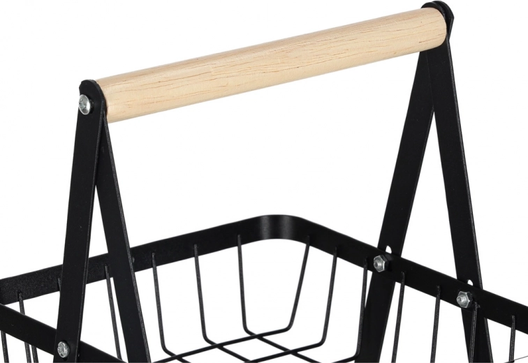 Atsparus metalas ir natūraliai patogi rankena