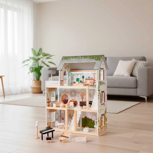 Trys žaidimų pasaulio aukštai su terasa