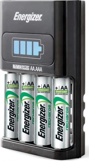 ENERGIZER 1 Hour Fast Charger with 4× AA 2300 mAh