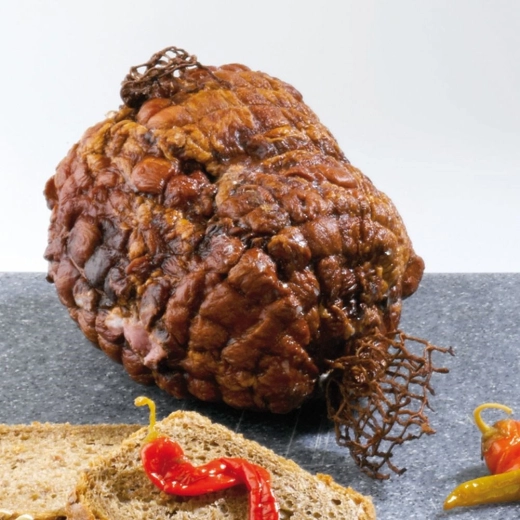 Profesionalus rezultatas kepant ir rūkstant