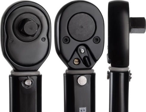 Ratchet with direction switch and quick release
