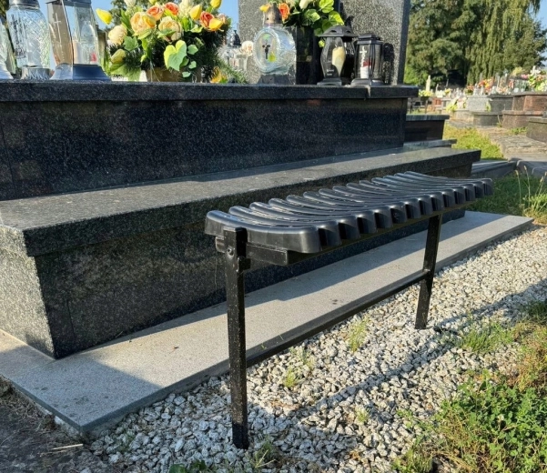 Folding seat saves space