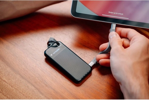 Fast data transfer via USB-C