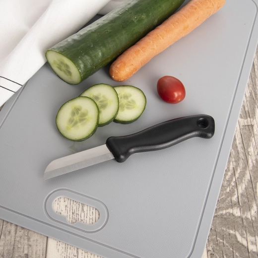Ergonomic handle for a secure grip