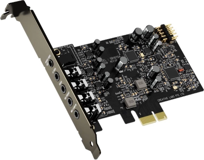 Cleaner output thanks to 120 dB SNR
