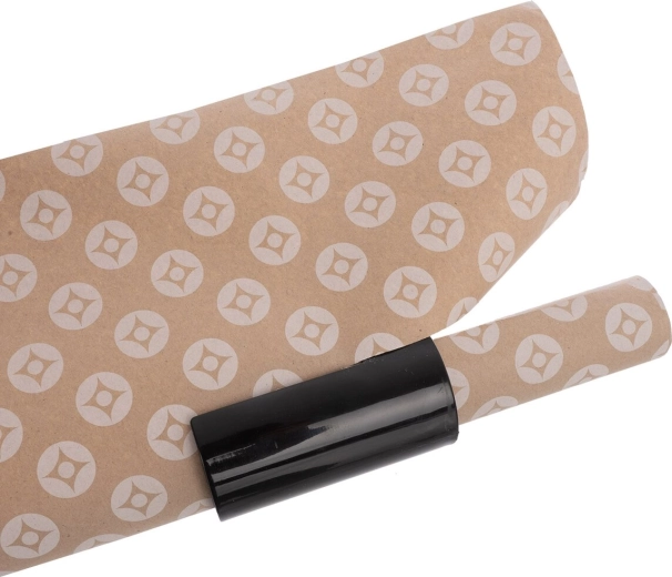 Ideal for working with wrapping paper rolls
