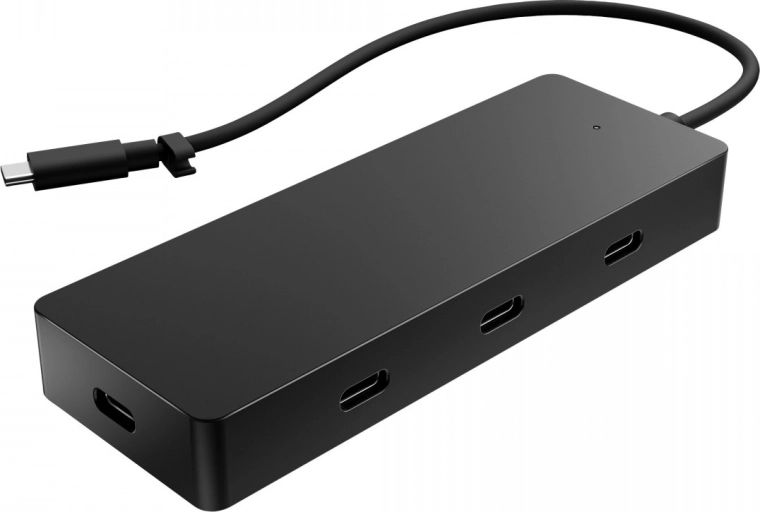 Four universal USB‑C ports