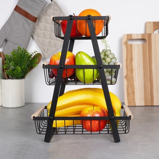 Vietą taupantis trijų aukštų išdėstymas