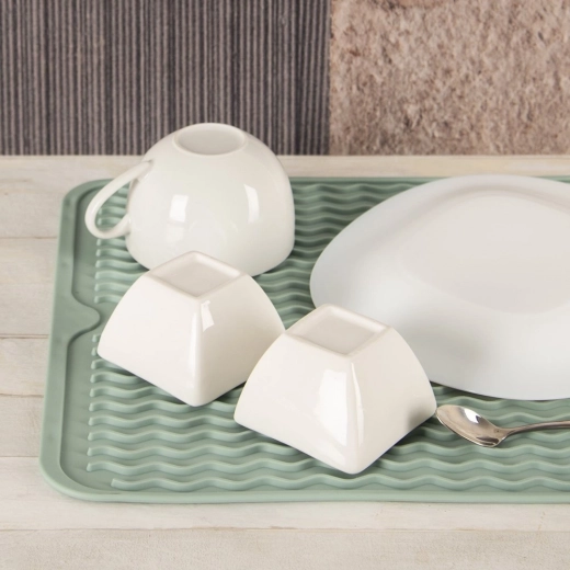 Lankstus, neslystantis ir tausojantis stalviršį