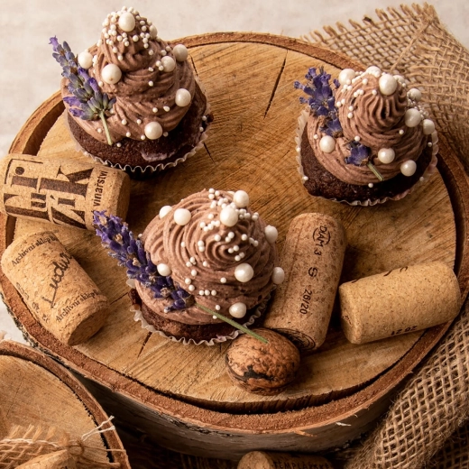 Puikiai tinka cupcakes ir šventiniams desertams