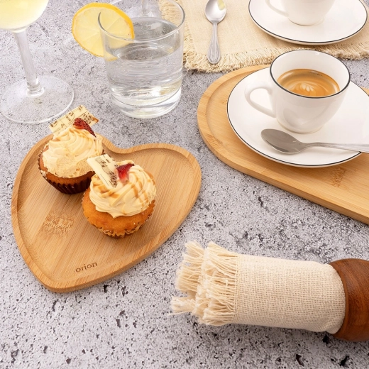 Decoration and tray in one