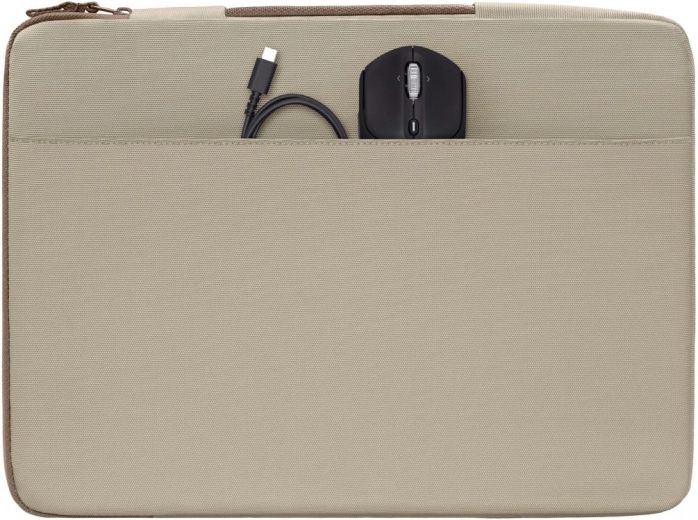 Practical accessory pocket