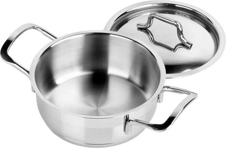 Kokybiškas 18/10 nerūdijantis plienas ir masyvi konstrukcija