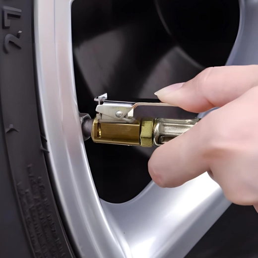Convenient connection thanks to the flexible hose
