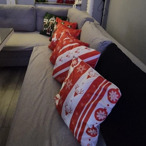 Minkštas pliušinis paviršius ir malonus prisilietimas