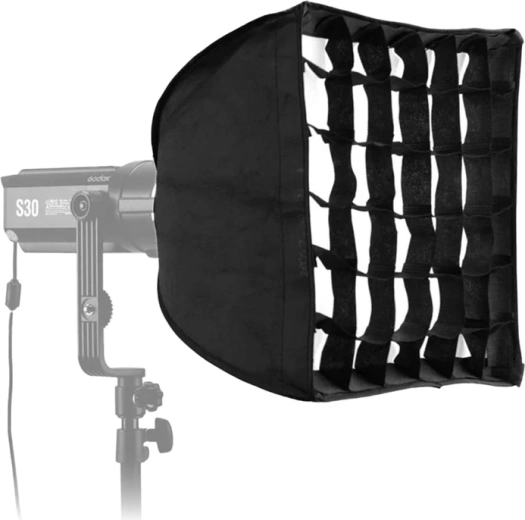 Honeycomb grid for precise light control