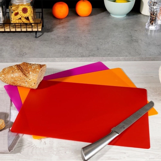 Color coding for hygienic cutting