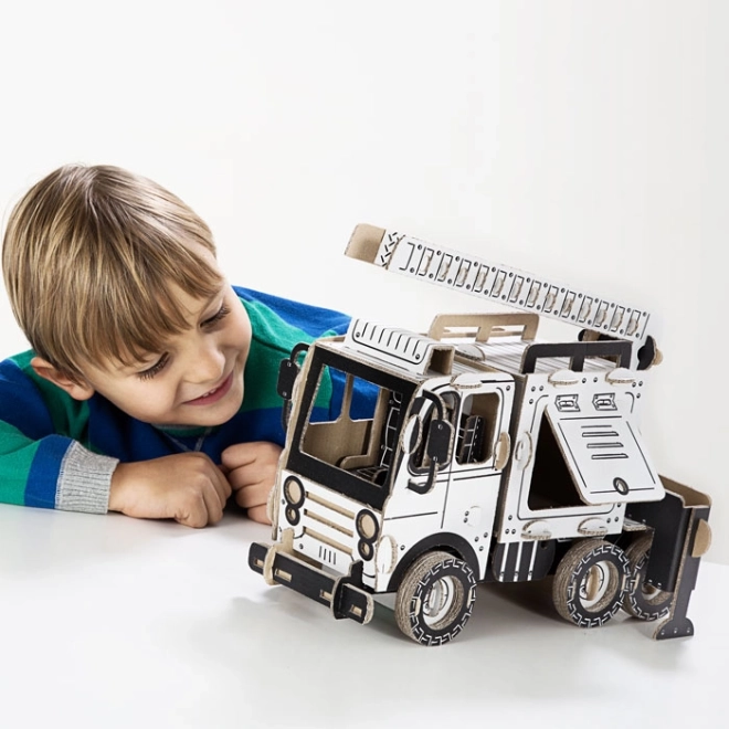 Kartoninė 3D dėlionė „Ugniagesių automobilis cisterna“