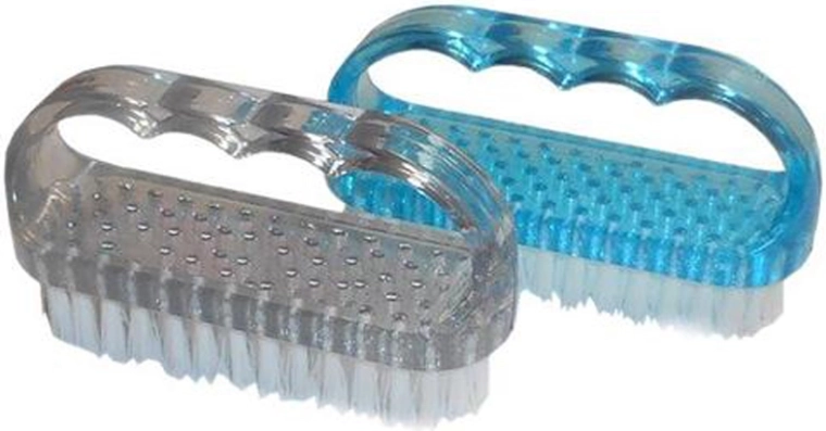 Hand brush with handle