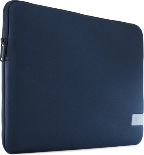 Case Logic Reflect laptop sleeve for 15.6" laptops, dark blue