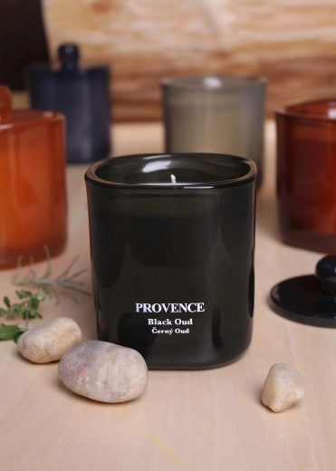 Scented candle in glass Provence black oud 25 h