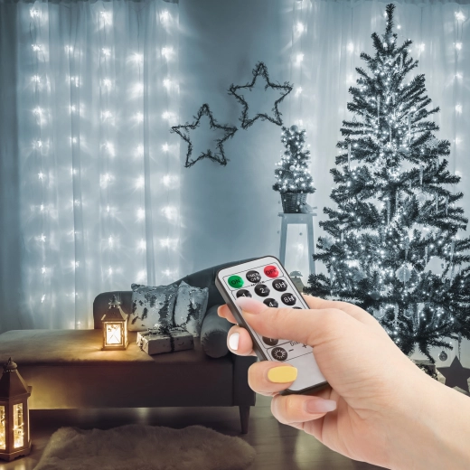 Šviečianti užuolaida su 100 mikro LED lempučių, šaltai balta, 3 × 1 m, su nuotolinio valdymo pulteliu